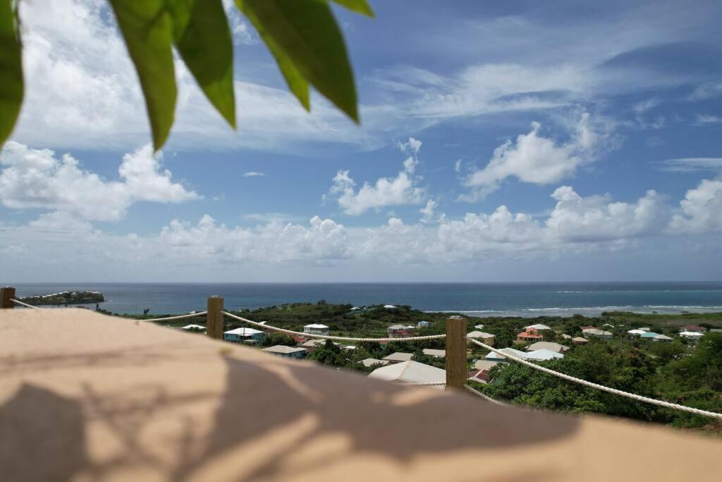 The Pearl - Spacious Air Conditioned 3Bd, 2Bth Villa With Gorgeous Views Old Road Екстериор снимка